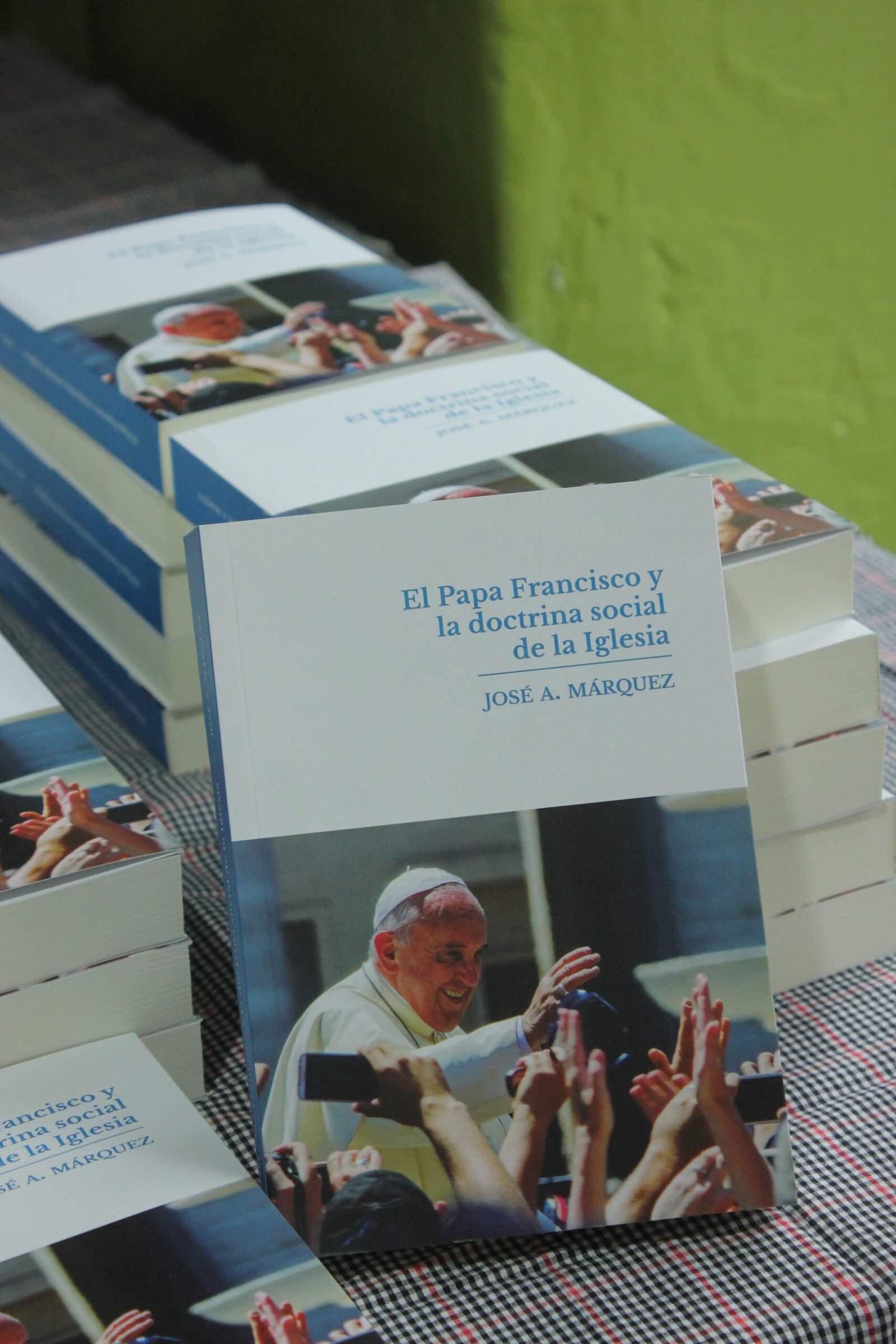 Se presentó en La Alameda el libro “El Papa Francisco y la Doctrina ...